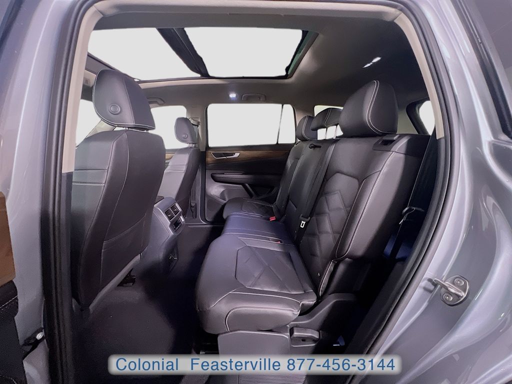 2026 Volkswagen Atlas SE w/Tech - Photo 30