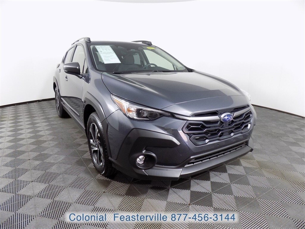 2025 Subaru Crosstrek Premium photo 2