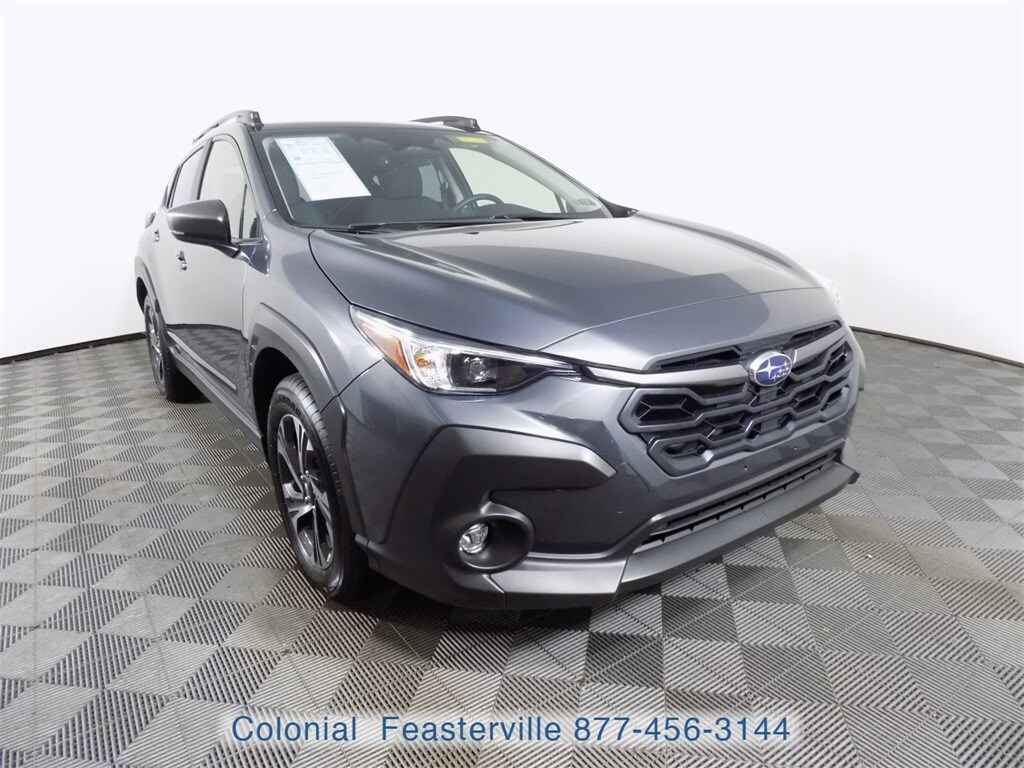 2025 Subaru Crosstrek Premium photo 2