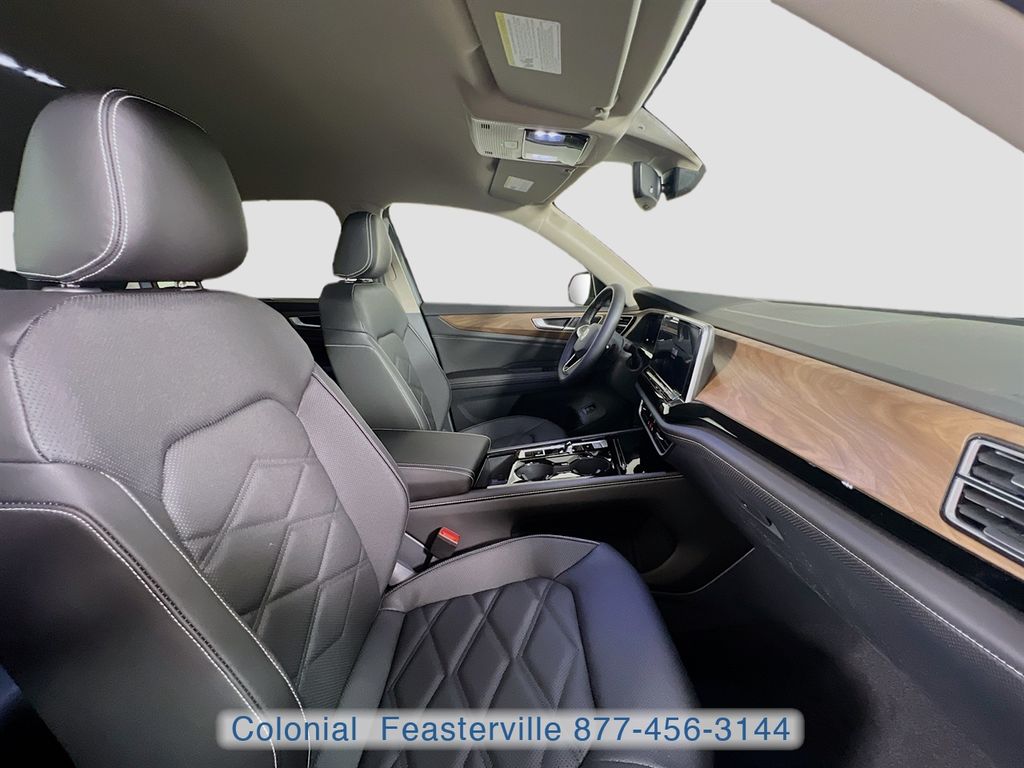 2026 Volkswagen Atlas SE w/Tech - Photo 34