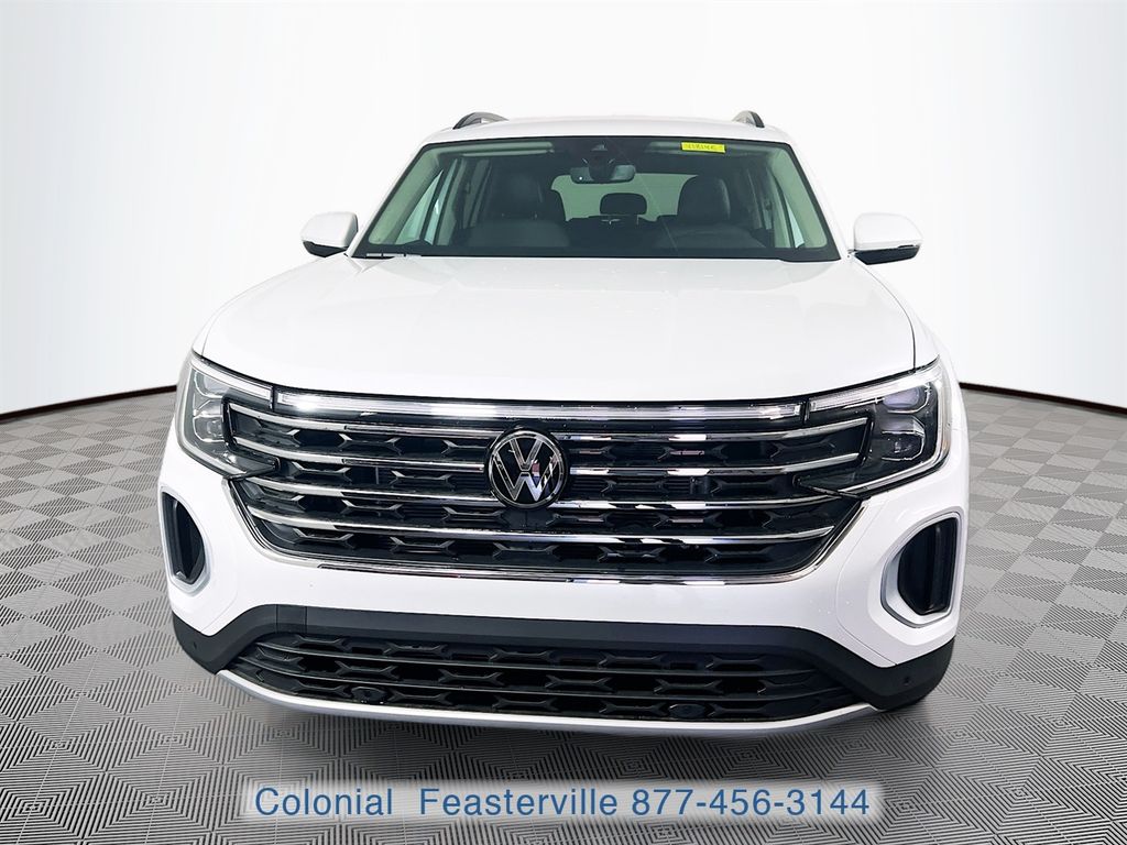 2026 Volkswagen Atlas SE w/Tech - Photo 2