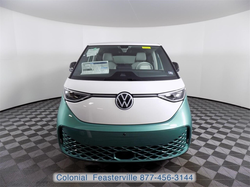 2025 Volkswagen ID. Buzz photo 3