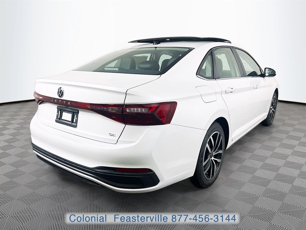2026 Volkswagen Jetta SE - Photo 7