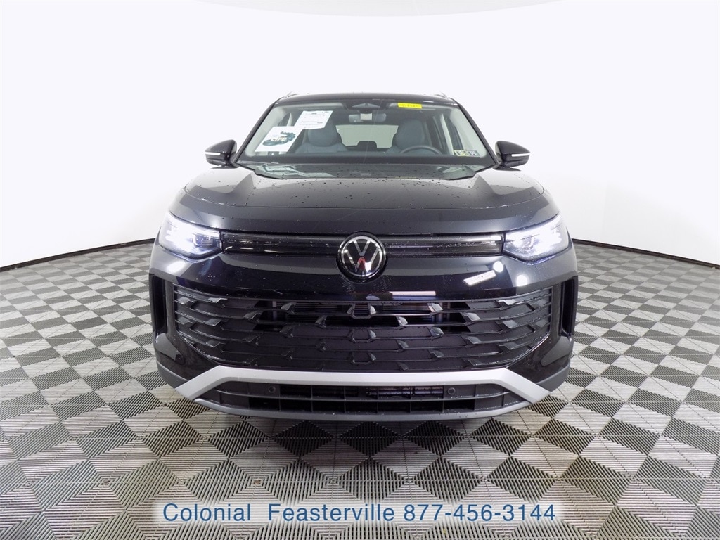 New 2025 Volkswagen Tiguan SE FWD