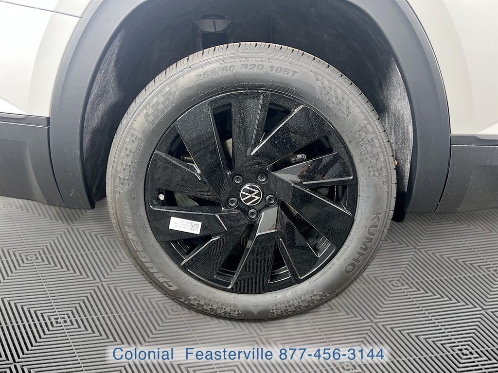 2026 Volkswagen Atlas SE w/Tech - Photo 10