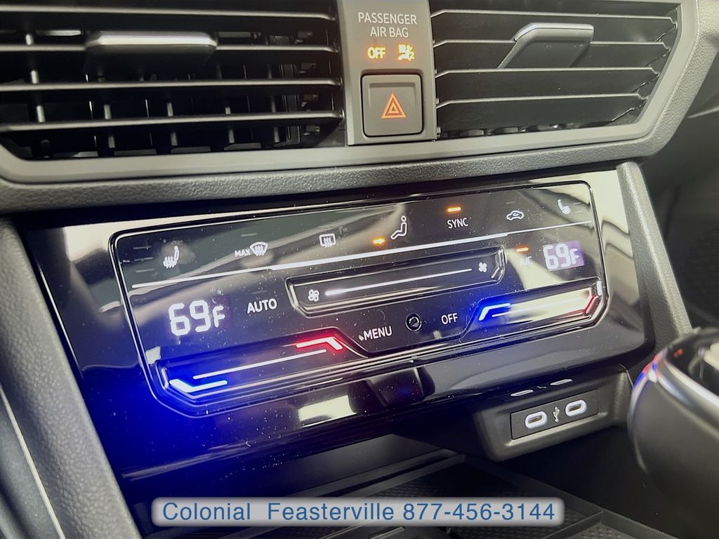 2026 Volkswagen Jetta SE - Photo 21