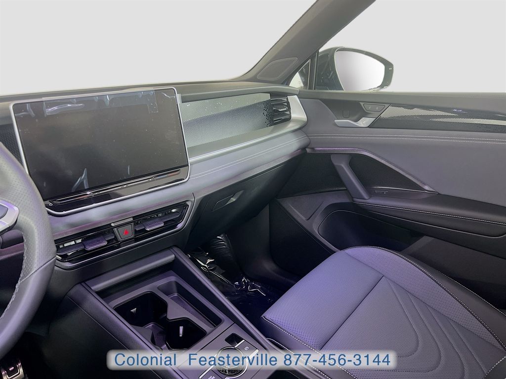 2026 Volkswagen Tiguan SE R-LINE BLACK - Photo 29