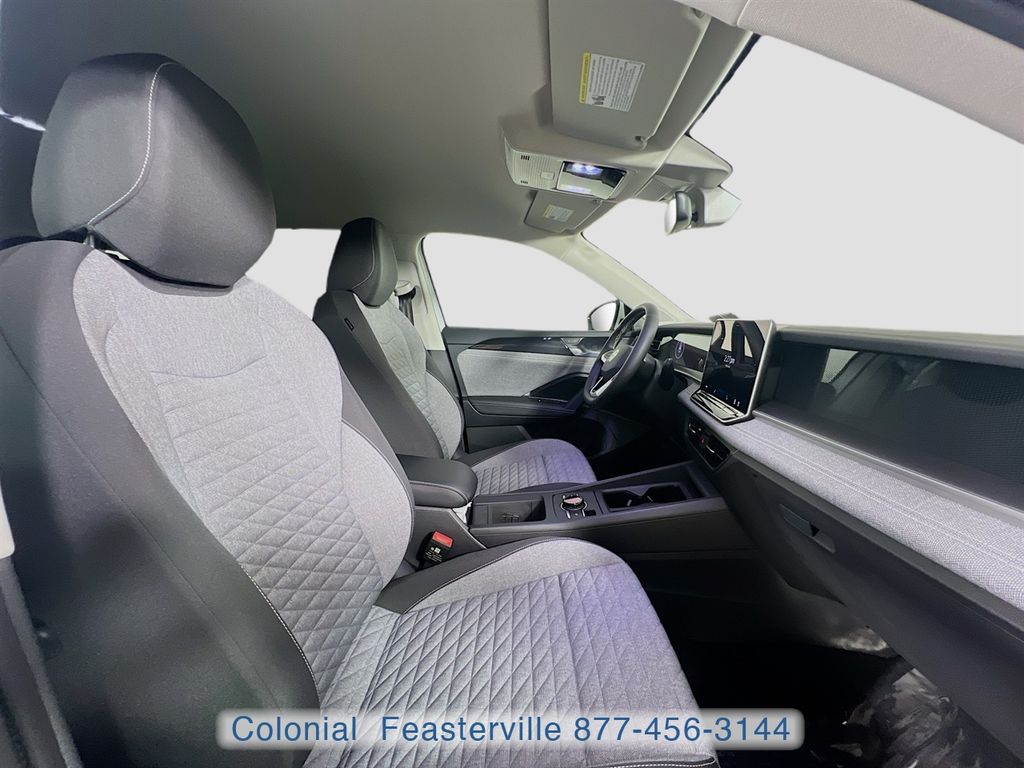 2026 Volkswagen Tiguan S - Photo 32