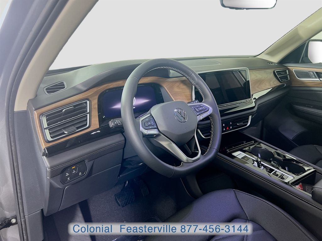 2026 Volkswagen Atlas SE w/Tech - Photo 13