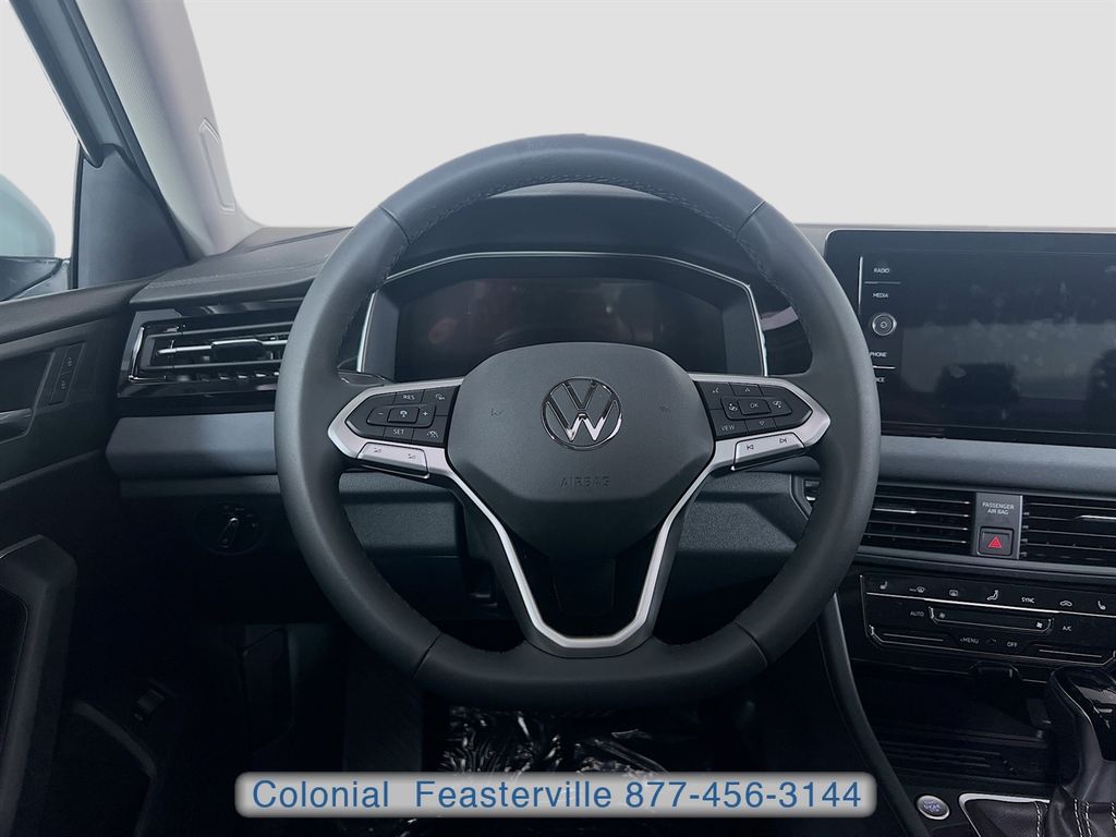 2026 Volkswagen Jetta SE - Photo 28