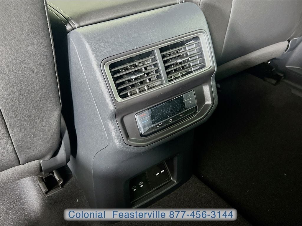 2026 Volkswagen Atlas SE w/Tech - Photo 30