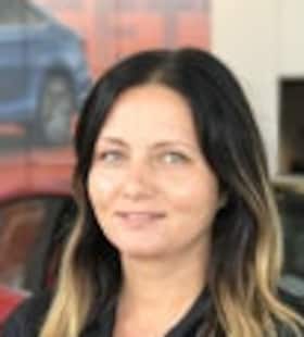 Staff member Ivanna Costa from ID_53d0eb251dcb