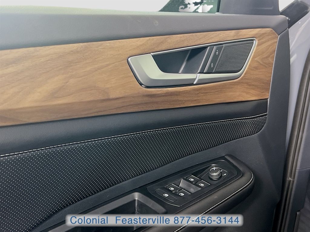 2026 Volkswagen Atlas SE w/Tech - Photo 23