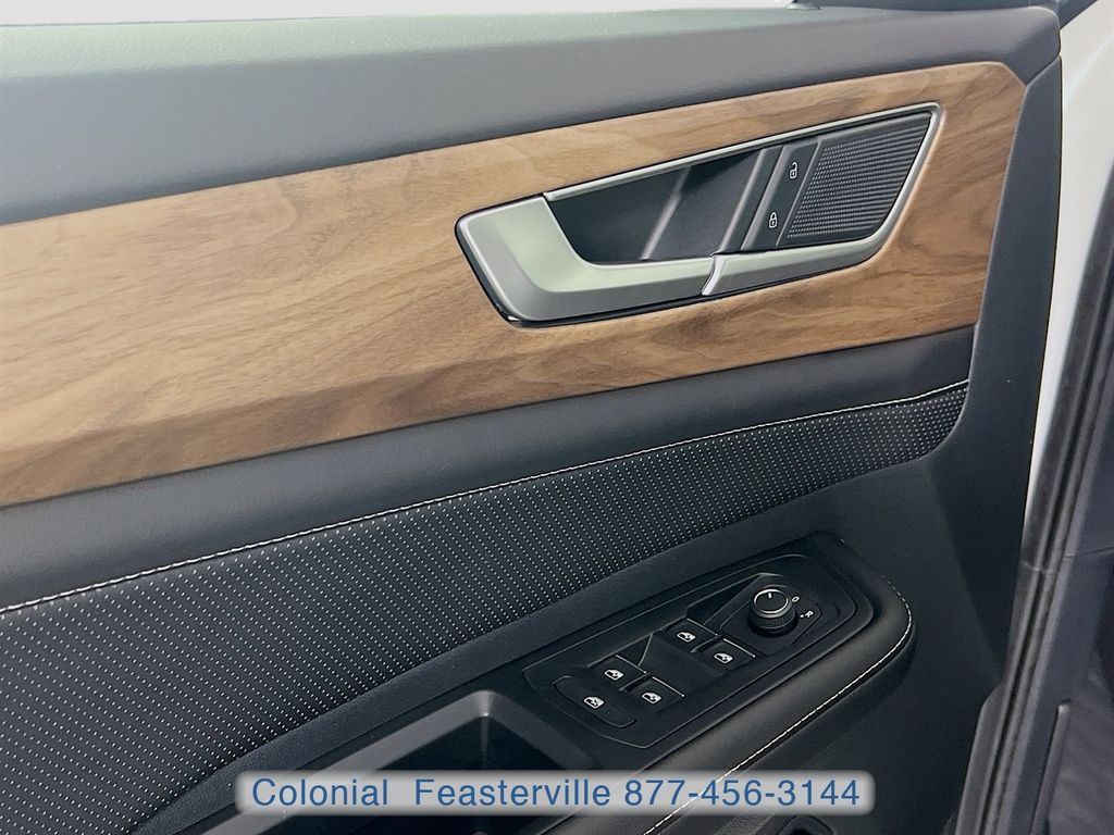 2026 Volkswagen Atlas SE w/Tech - Photo 23