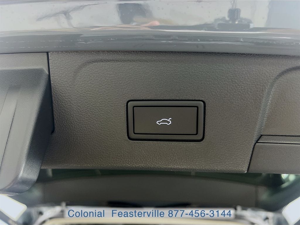 2026 Volkswagen Atlas SE w/Tech - Photo 38
