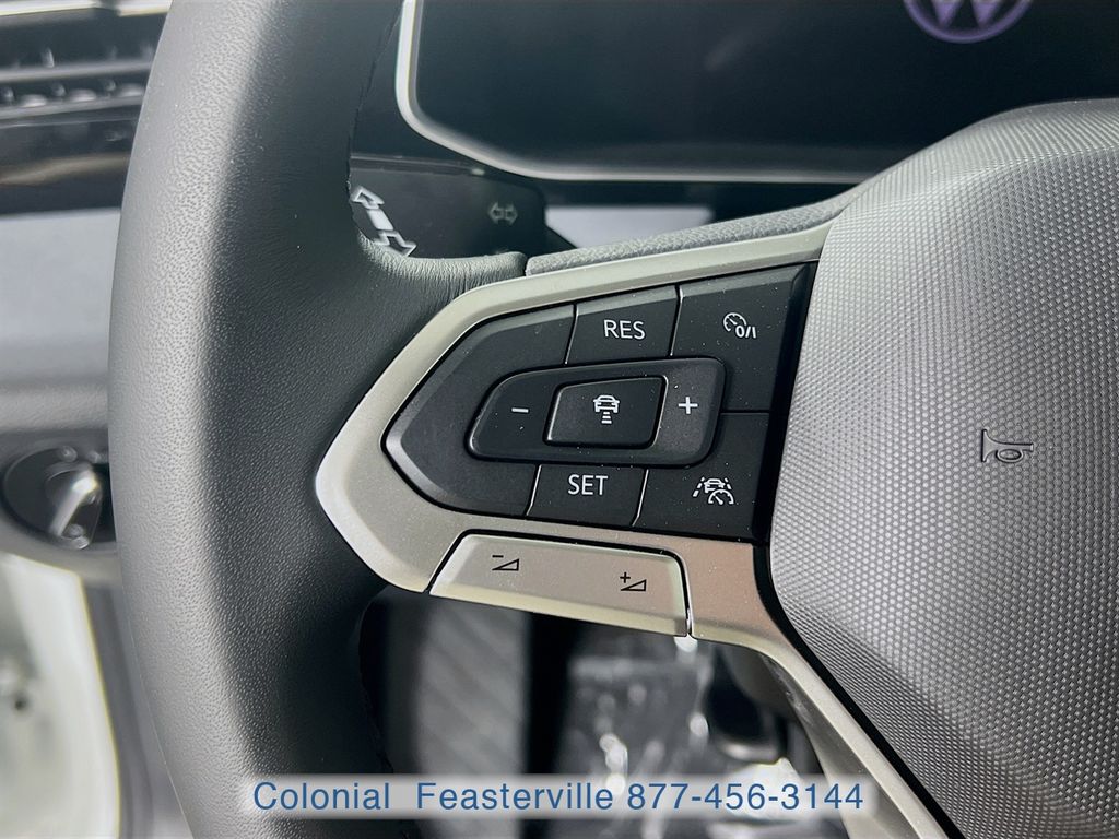 2026 Volkswagen Jetta SE - Photo 16