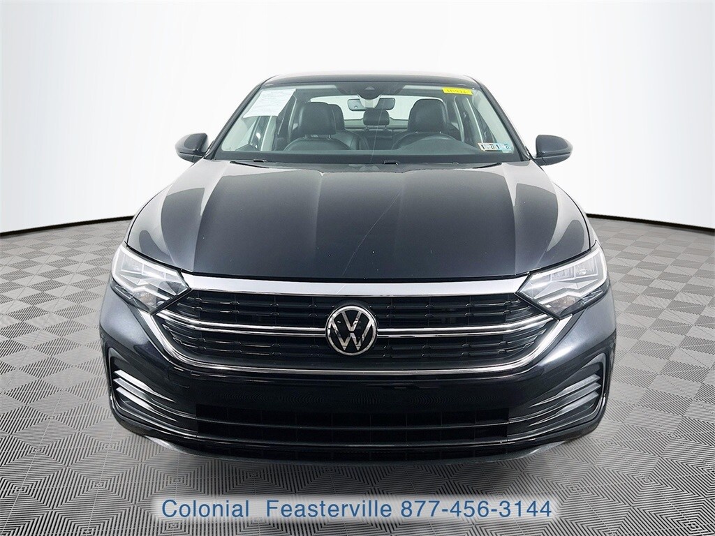 Used 2022 Volkswagen Jetta 1.5T SE Sedan