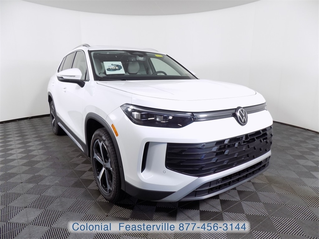 New 2025 Volkswagen Tiguan SE AWD
