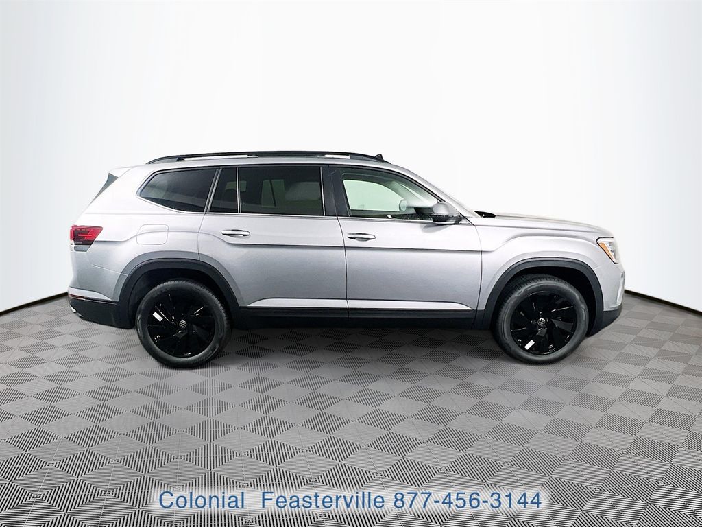2026 Volkswagen Atlas SE w/Tech - Photo 8