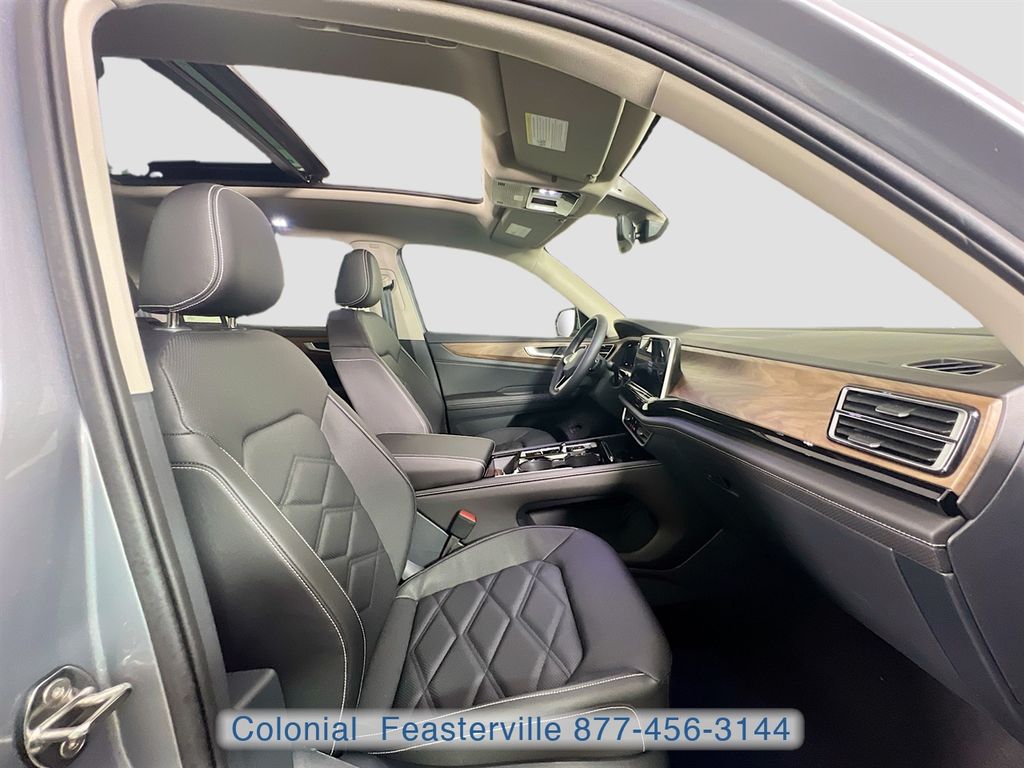 2026 Volkswagen Atlas SE w/Tech - Photo 35