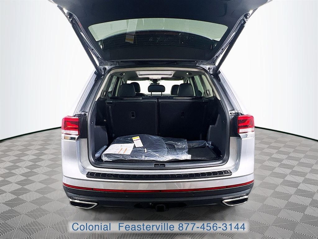 2026 Volkswagen Atlas SE w/Tech - Photo 32