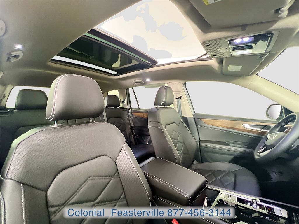 2026 Volkswagen Atlas SE w/Tech - Photo 42