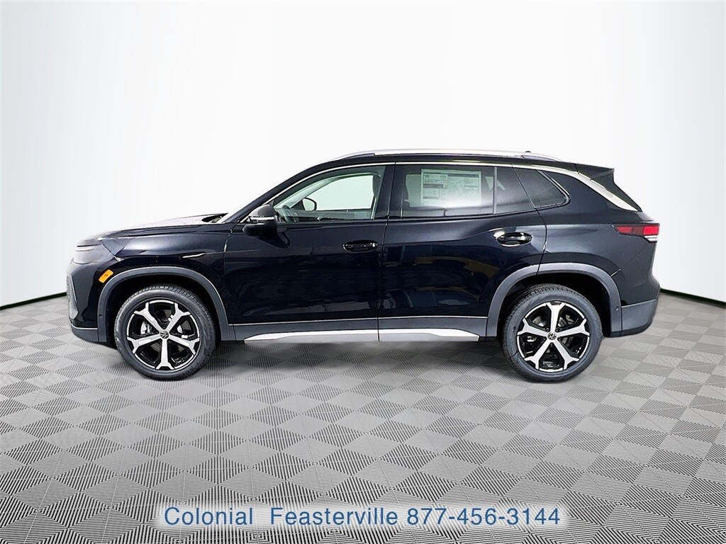 2026 Volkswagen Tiguan SE photo 2