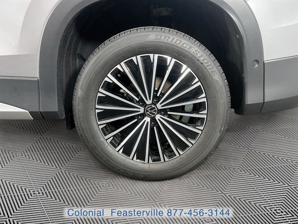 2026 Volkswagen Tiguan S - Photo 12