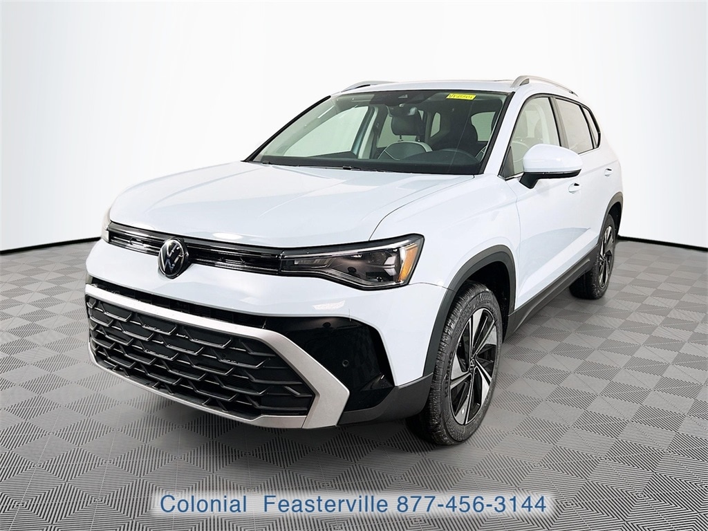 New 2026 Volkswagen Taos SE AWD