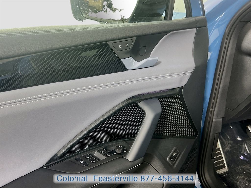 2026 Volkswagen Tiguan SE R-LINE BLACK - Photo 23