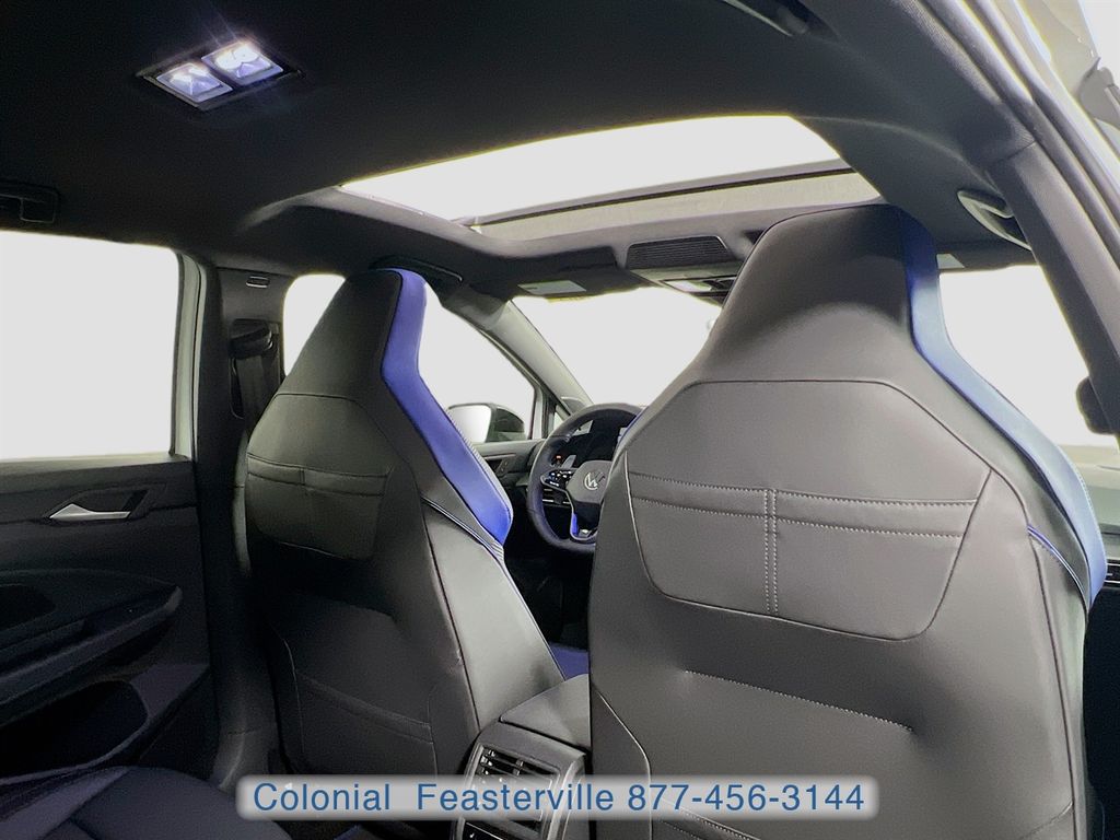 2026 Volkswagen Golf R R - Photo 41