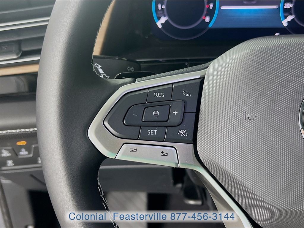 2026 Volkswagen Atlas SE w/Tech - Photo 16