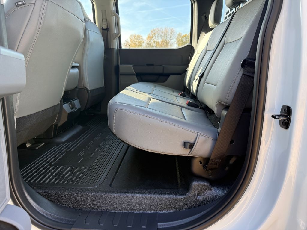 New 2026 Ford F-550 Chassis Truck Crew Cab