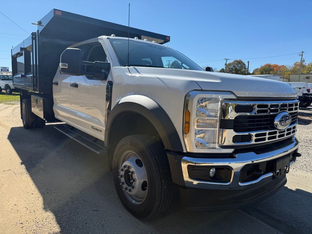 2026 Ford F-450 Super Duty Chassis Cab XL's photo