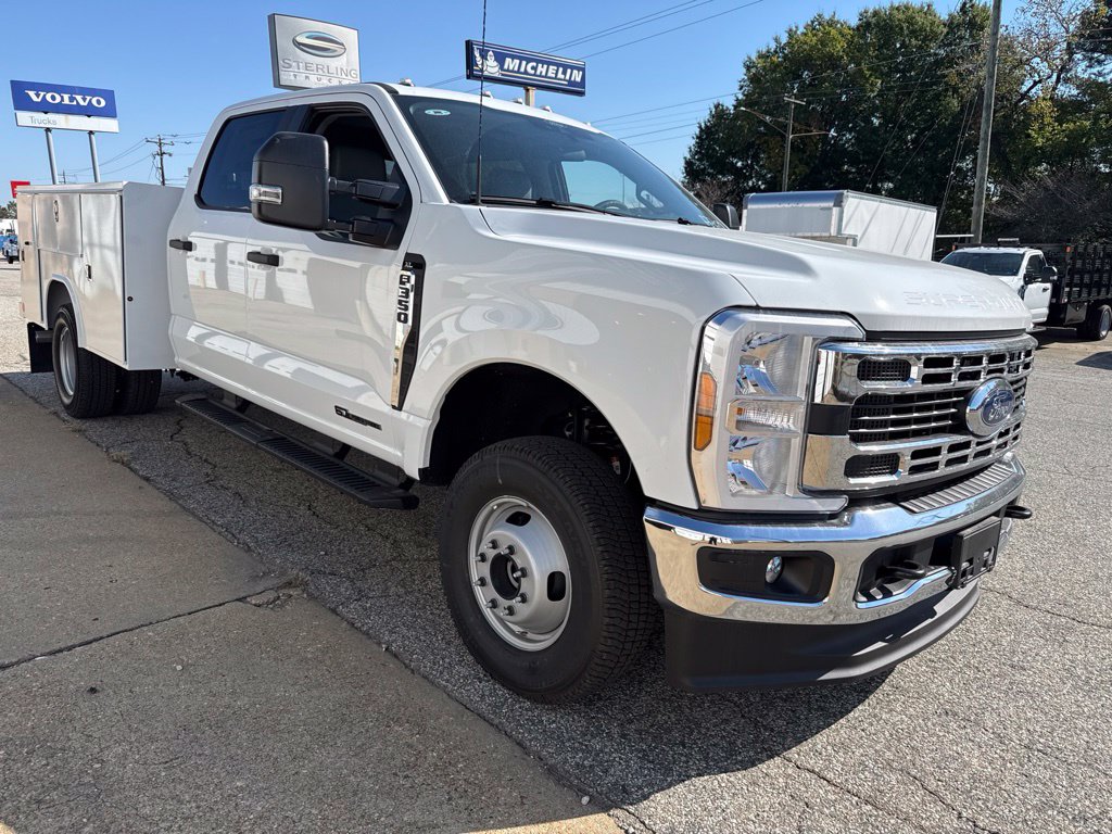 2026 Ford F-350 Super Duty Chassis Cab