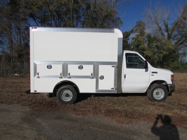 2019 ford e350 cutaway