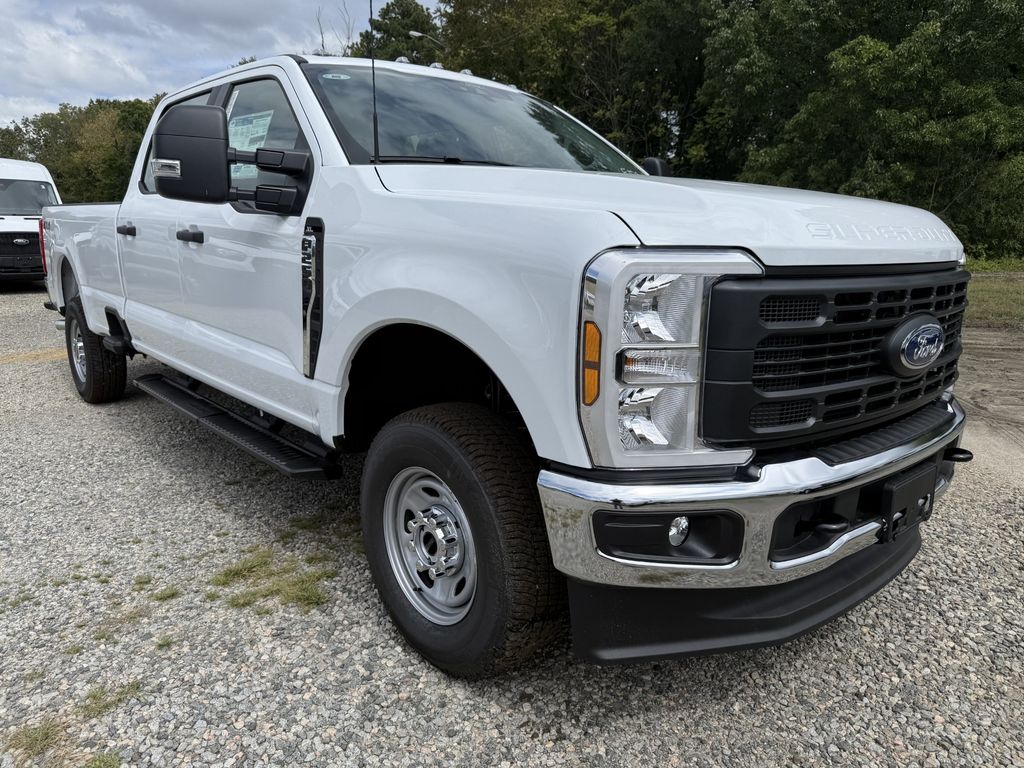 2026 Ford F-250 Super Duty XL's photo