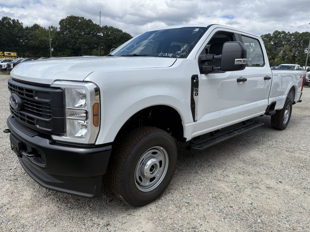 New 2026 Ford F-250 Truck Crew Cab