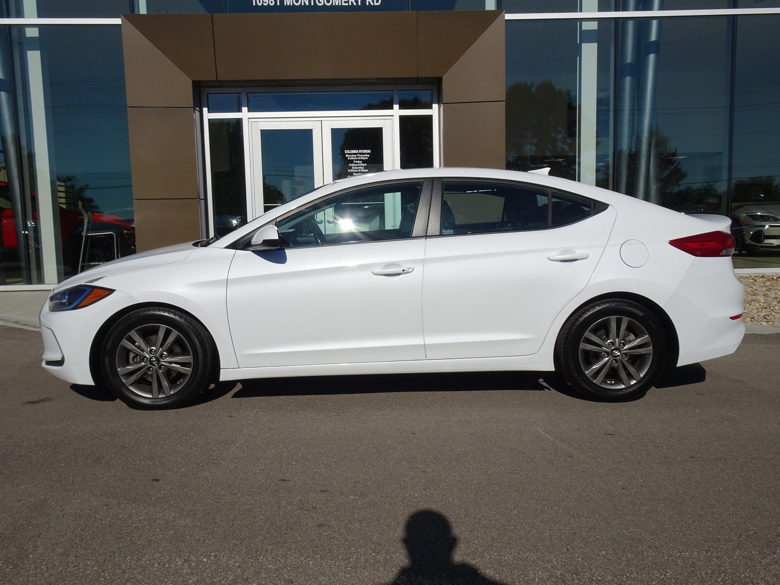 2018 Hyundai Elantra Value Edition photo 2