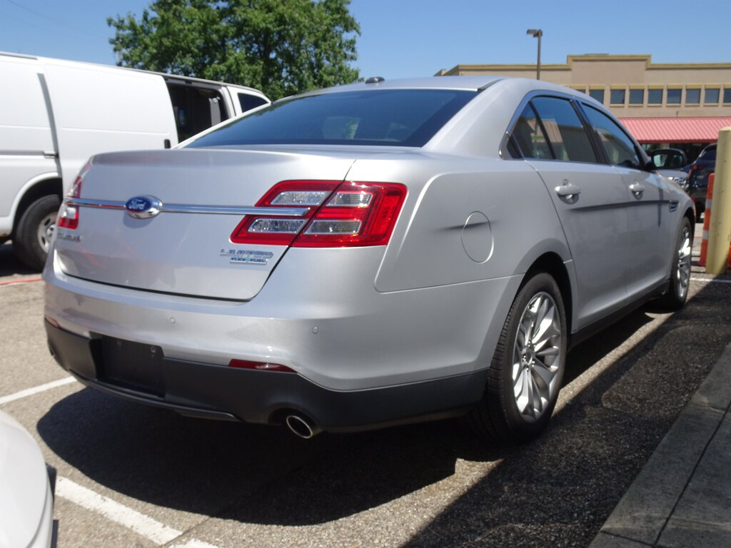Used 2015 Ford Taurus Limited Sedan
