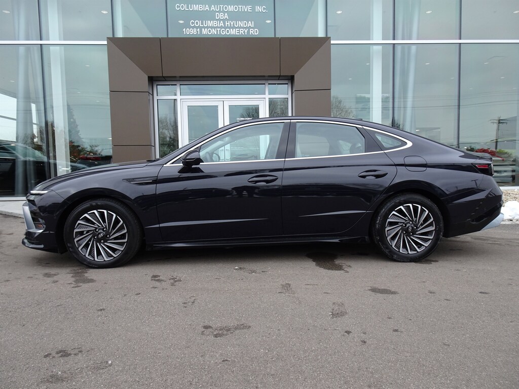 Certified 2024 Hyundai Sonata Hybrid Limited Sedan