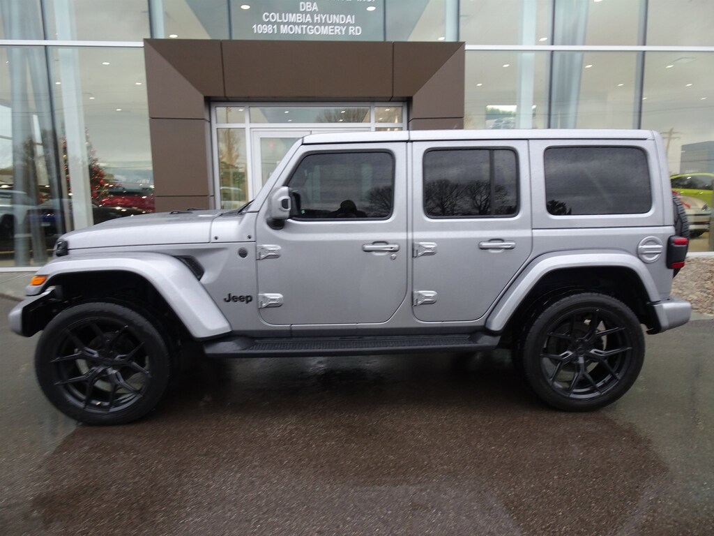 Used 2021 Jeep Wrangler Unlimited Sahara SUV