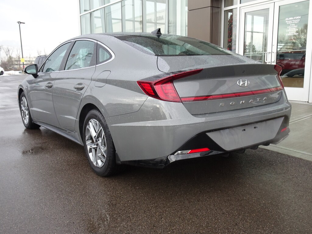 Used 2023 Hyundai Sonata SEL Sedan