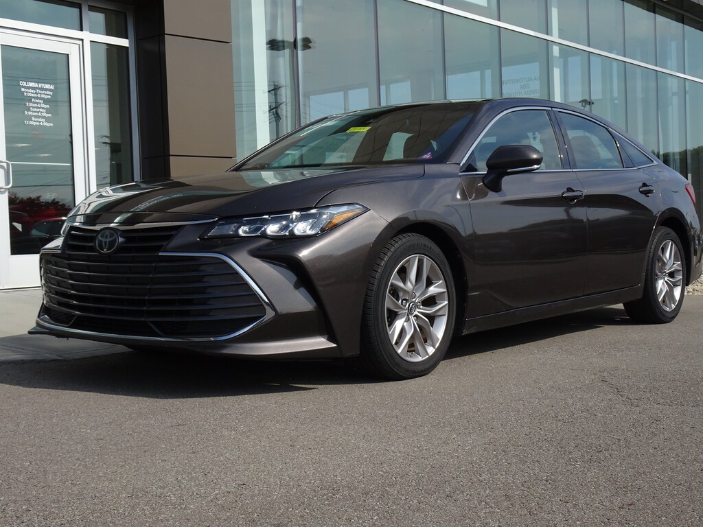 Used 2019 Toyota Avalon XLE Sedan
