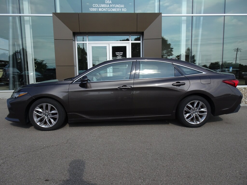 Used 2019 Toyota Avalon XLE Sedan