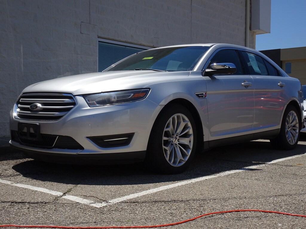 Used 2015 Ford Taurus Limited Sedan