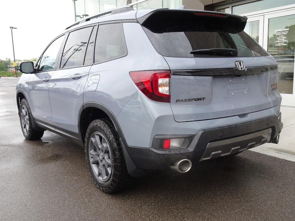 Used 2025 Honda Passport TrailSport SUV
