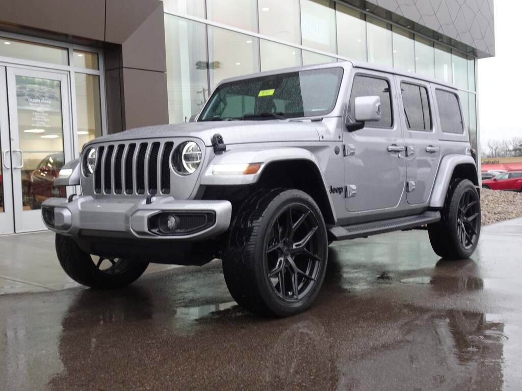 Used 2021 Jeep Wrangler Unlimited Sahara SUV