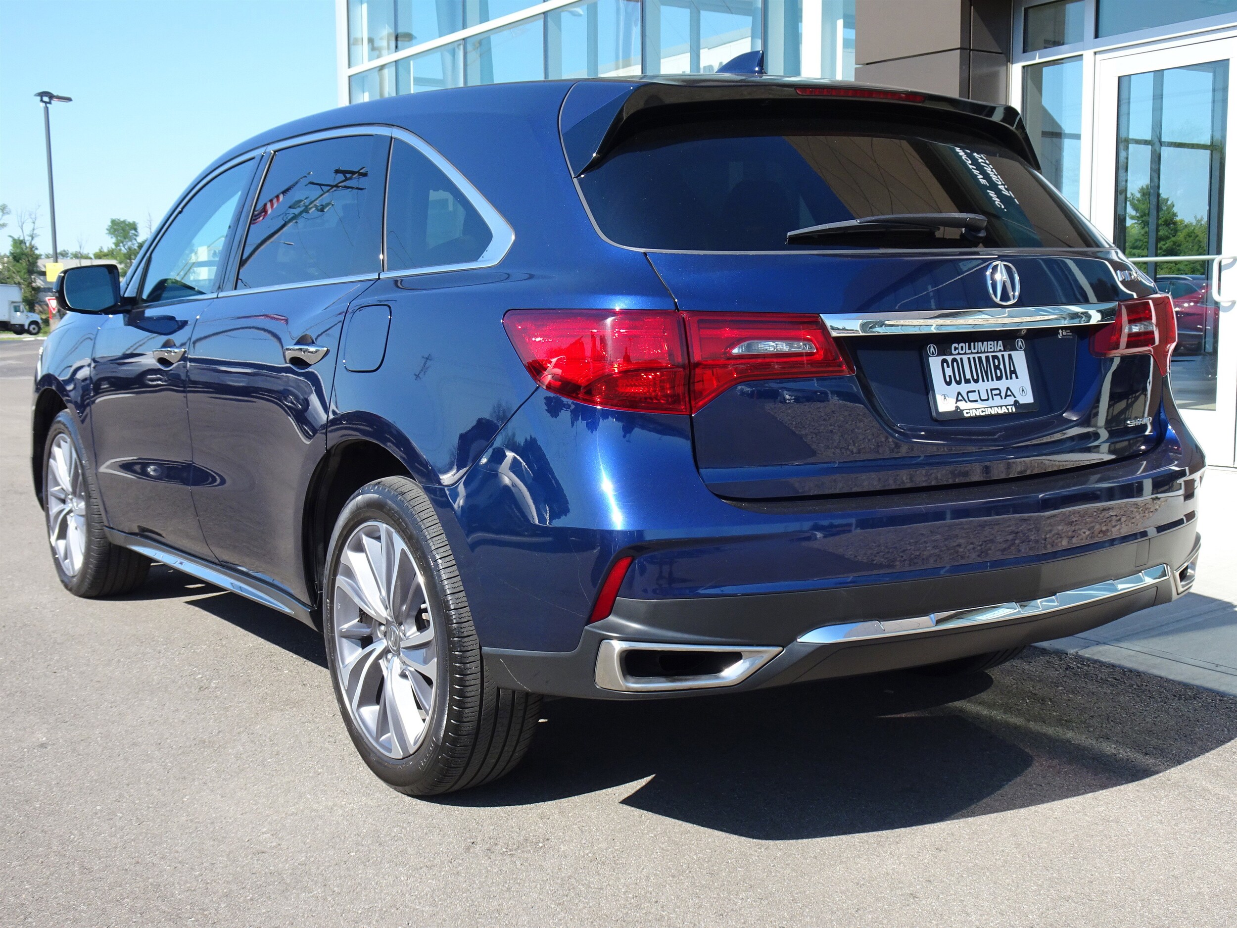 2018 Acura MDX SH-AWD Technology photo 2