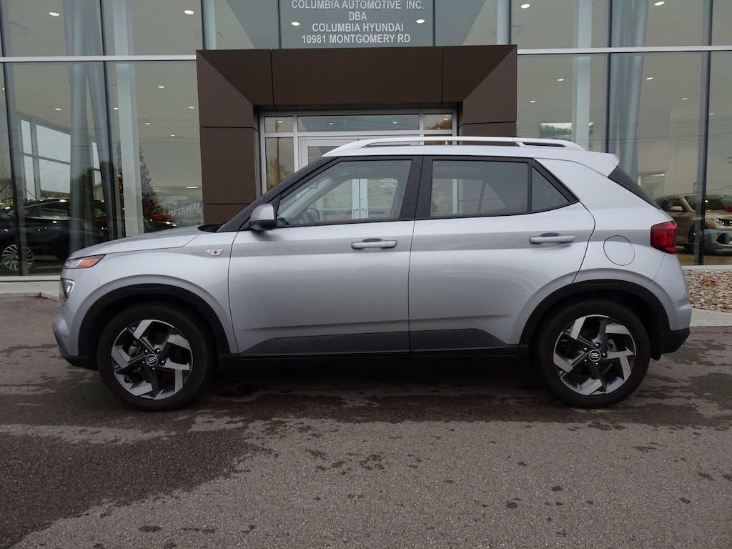 Certified 2022 Hyundai Venue SEL SUV